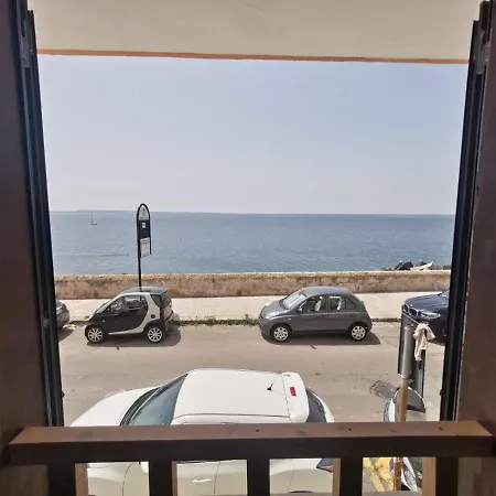 La Tana Apartment